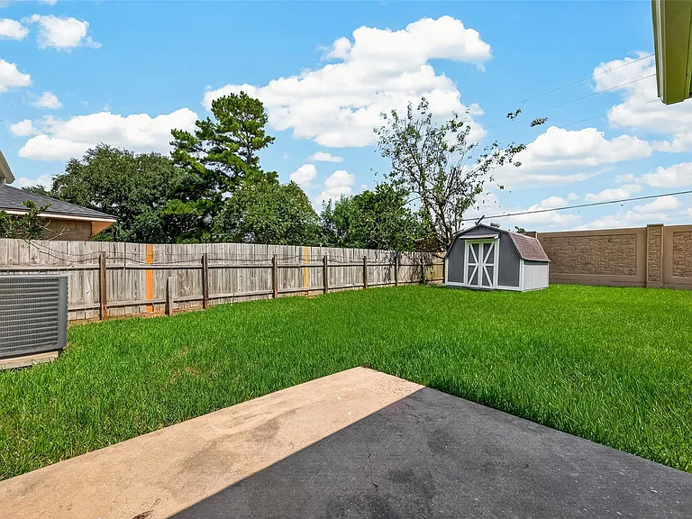 2714 S Brompton Dr — Photo 38