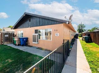713 Iris St, Bakersfield, CA 93308