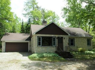 9196 Spring Rd, Fish Creek, WI 54212