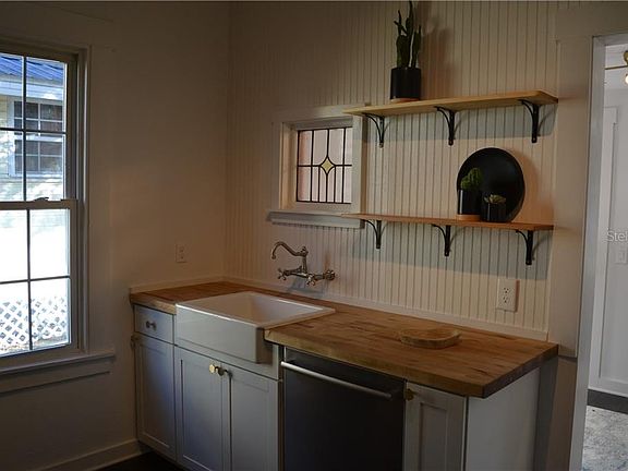 5th image of 37810 Howard Ave