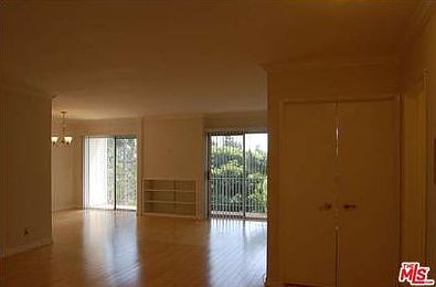 5th image of 5625 Windsor Way Unit 301