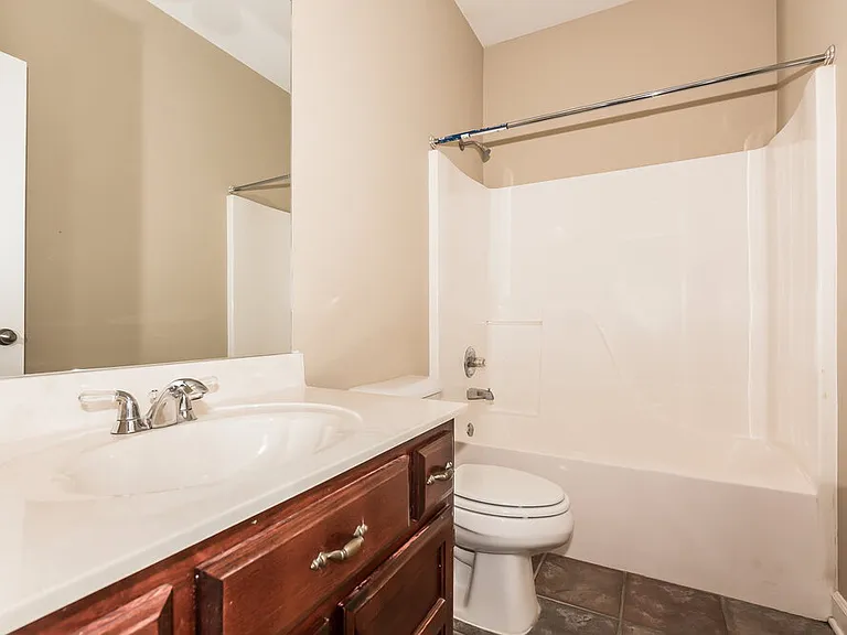 2722 Nelle Ln — Photo 22