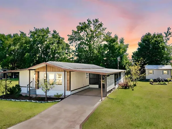 10034 Hamp Dr, Dade City, FL 33525