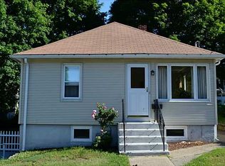 138 Church St, Barrington, RI 02806