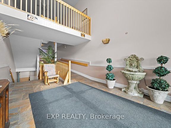3rd image of 469 Church St #18