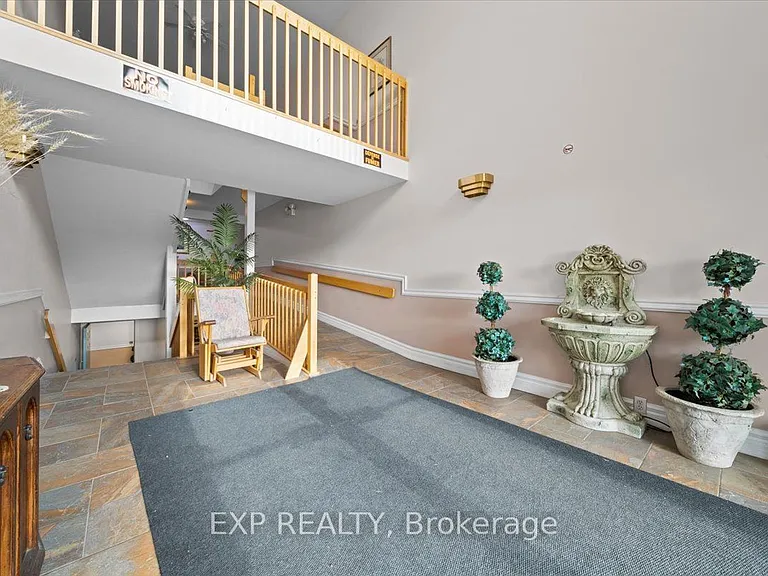 469 Church St #18 — Photo 3