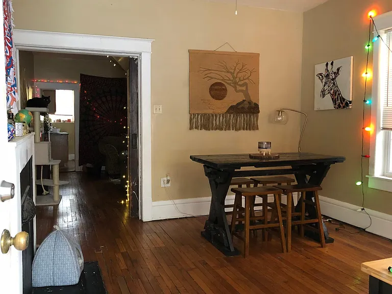 424 16th Ave — Photo 2