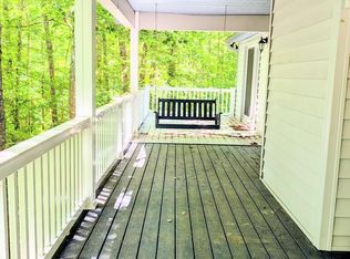 446 E Cove Rd, Monterey, TN 38574