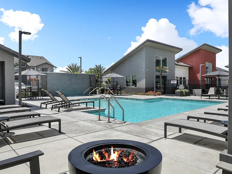 Tesoro Apartments — Photo 16