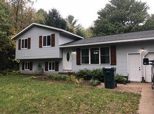 12641 112th Ave, Grand Haven, MI 49417