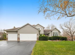 10056 166th St W, Lakeville, MN 55044