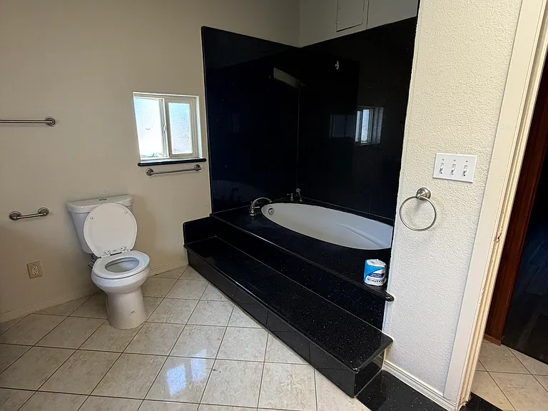 25212 N Cherokee Ln — Photo 24