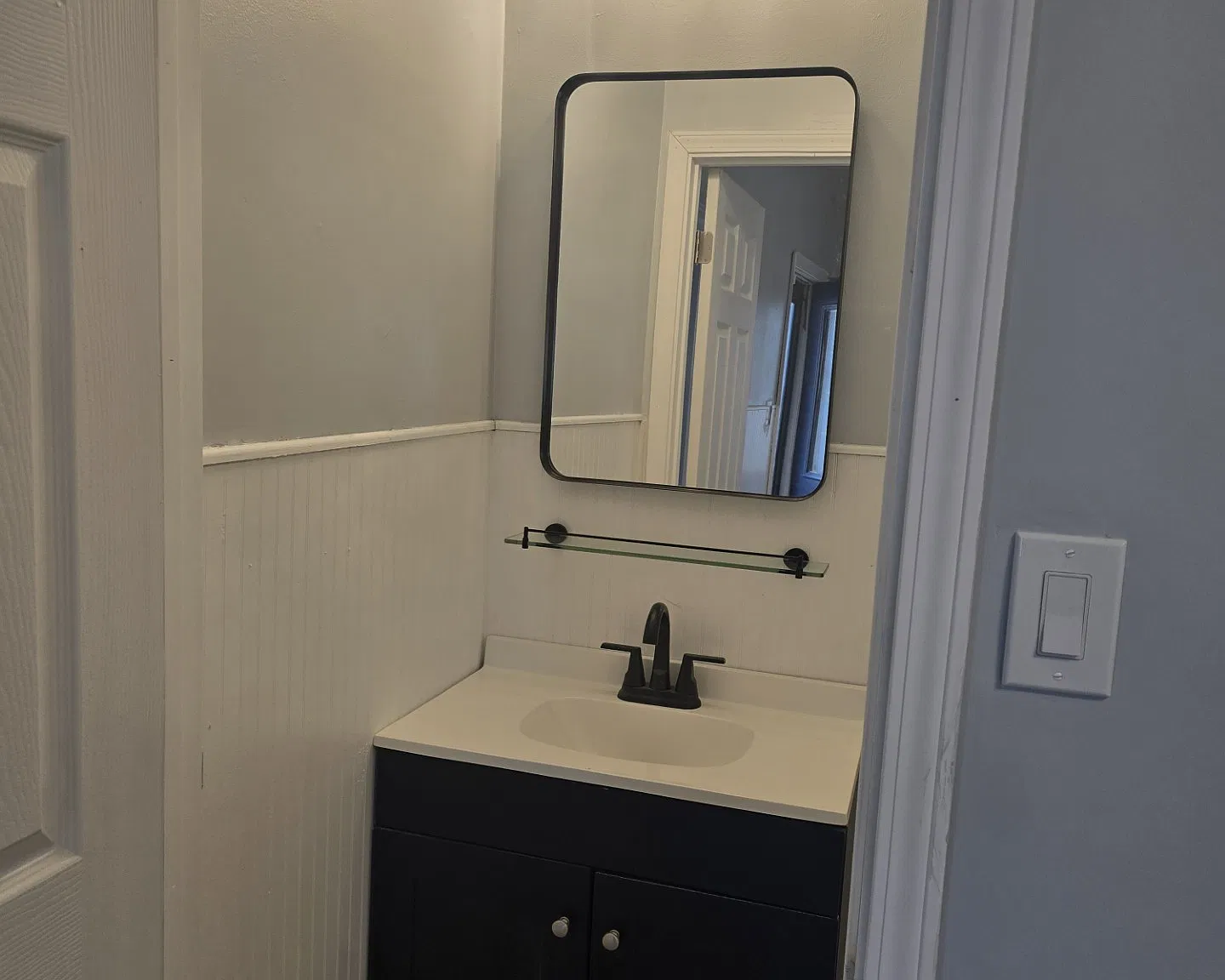 5 bed, 1.5 bath, 1600 sqft, $2,200 — Photo 3