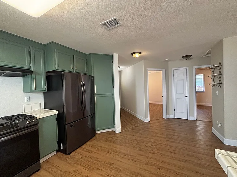 374 Aaron Cir — Photo 13