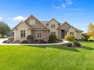 7021 N Purdy Pkwy, Appleton, WI 54913