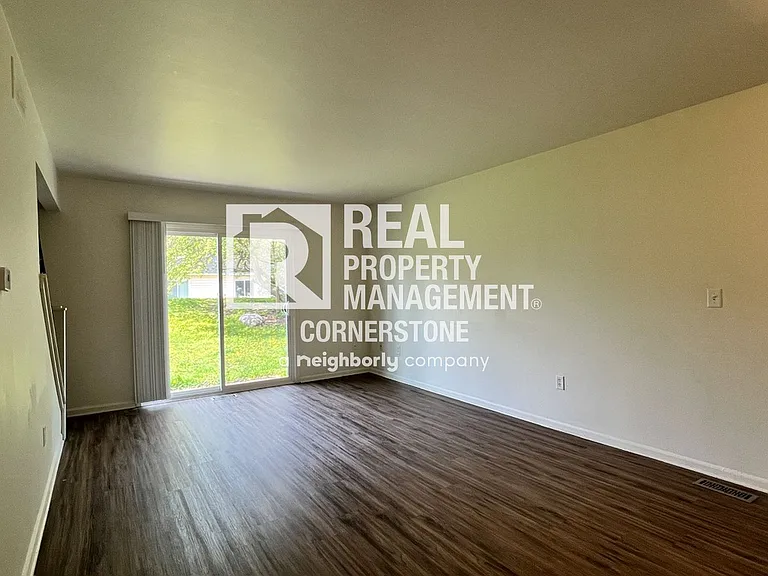 5735 E G Ave #4 — Photo 6