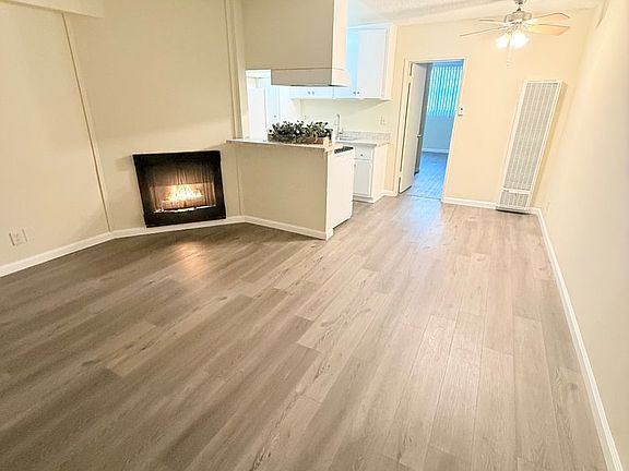 3rd image of 18410 Plummer St #2