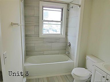 4th image of 37 Hamilton Ave #10818766