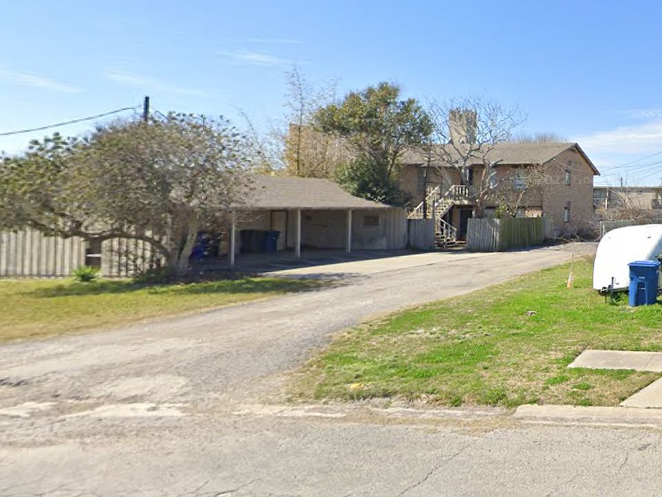 1st image of 514 Waverly Dr #3