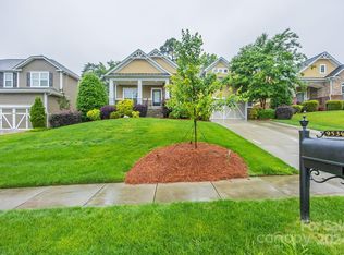 9534 Spurwig Ct, Charlotte, NC 28278