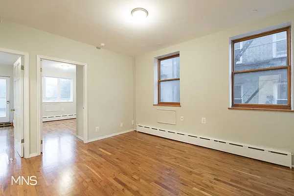 Rented by MNS Marketing | media 17