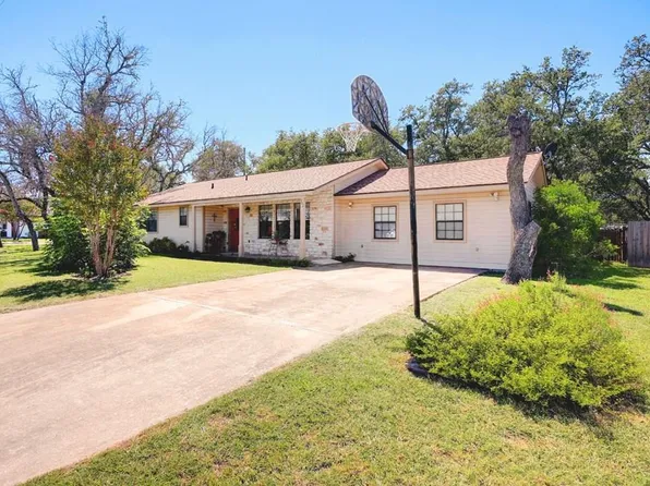 502 Liveoak Dr, Johnson City, TX 78636