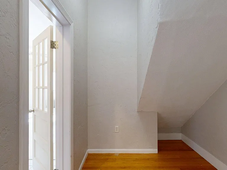 149-151 Princeton St #149-3 — Photo 6