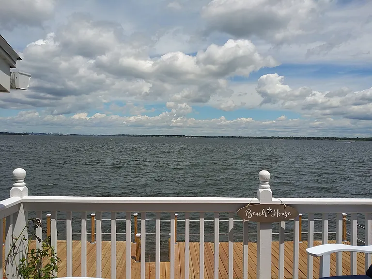 244 Shawomet Ave — Photo 15