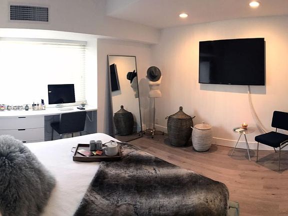 2nd image of 1155 N La Cienega Blvd APT 503