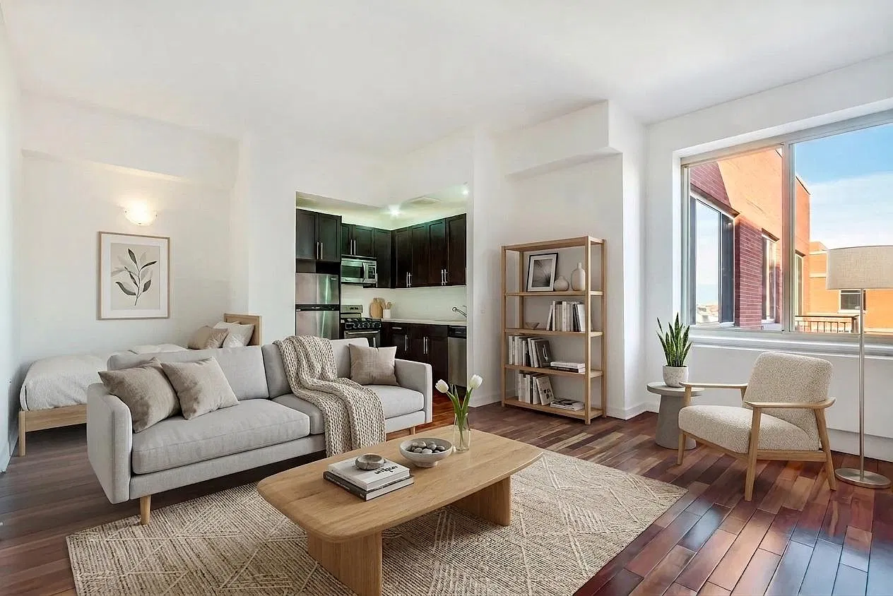 454 Manhattan Avenue — Photo 1