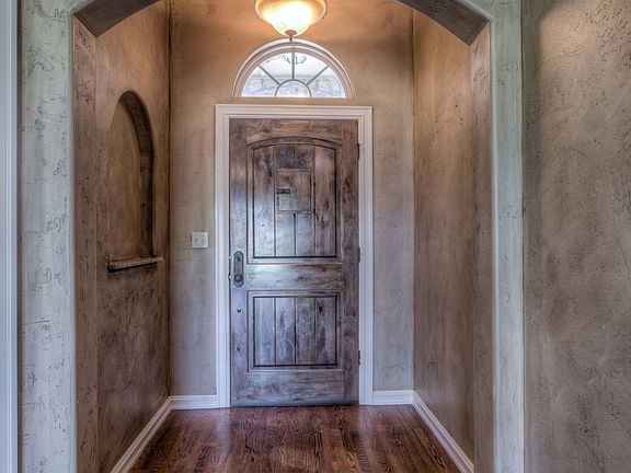 3rd image of 14732 S Justin Ave