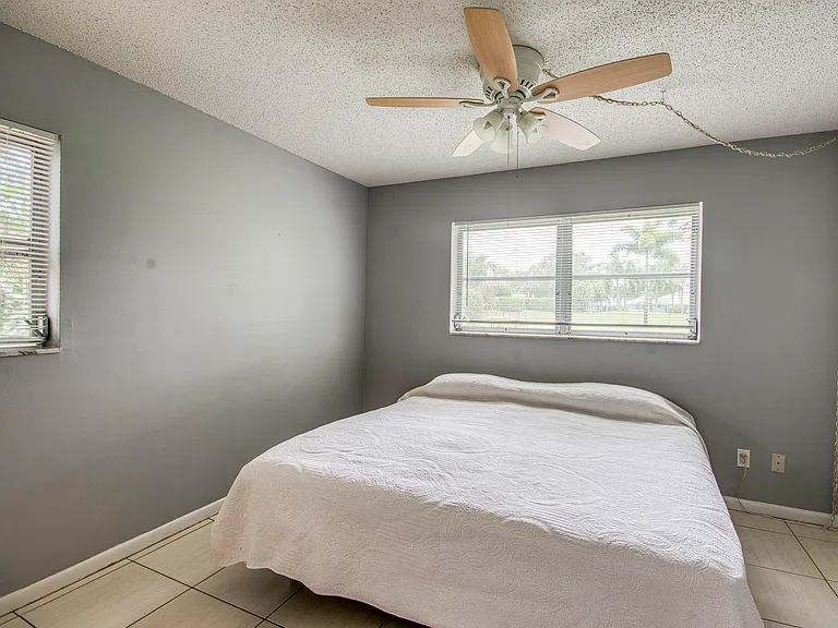 18081 SE Country Club Dr #16-151 — Photo 13