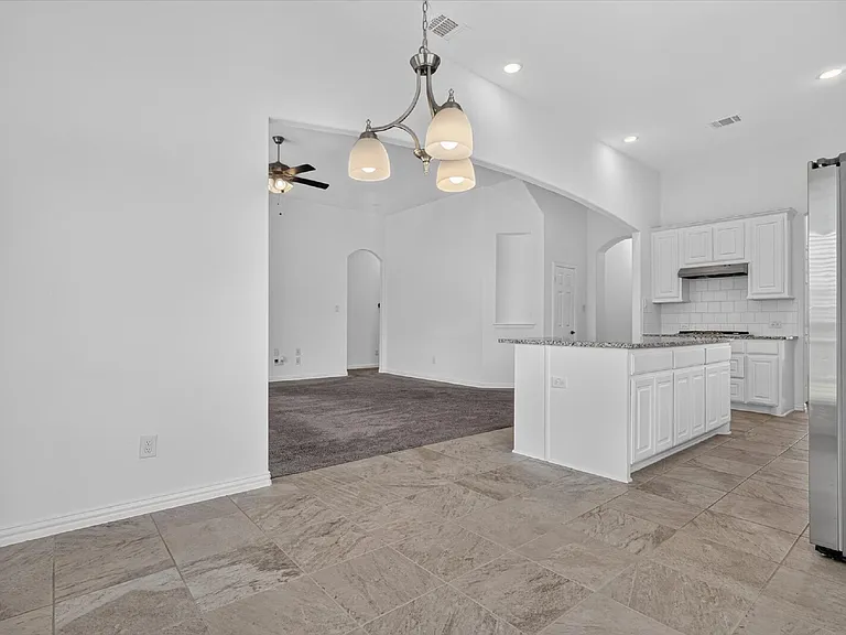 4300 Canadian River Dr — Photo 7