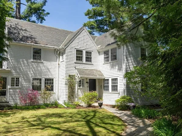 9 Wyman Rd, Cambridge, MA 02138