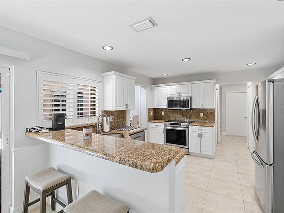 3rd image of 4280 NW 53rd Court