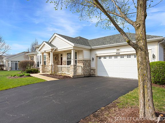 3rd image of 2665 Barrington Cir #2665