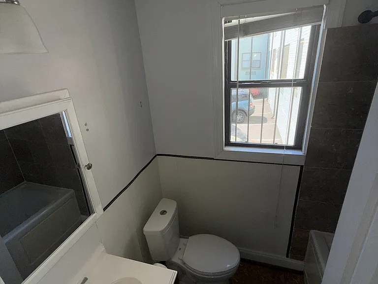315 Evarts St NE #102 — Photo 20