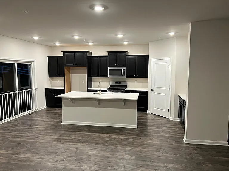 8 Egret Way — Photo 3