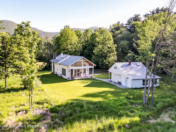 177 Tinker Street, Woodstock, NY 12498