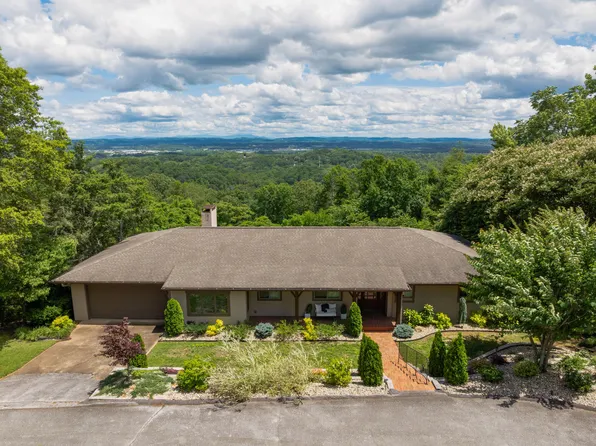 540 N Crest Ct, Chattanooga, TN 37404