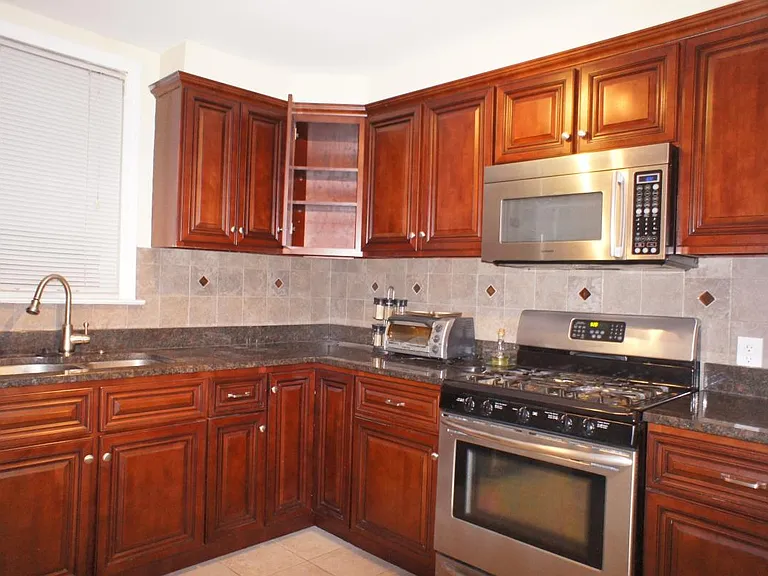 143 Billings St #1 — Photo 2