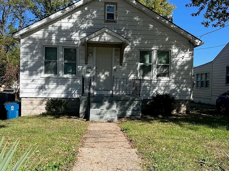 831 Abston Ave — Photo 1
