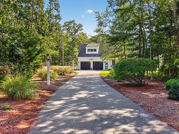 3rd image of 390 Airline Rd
