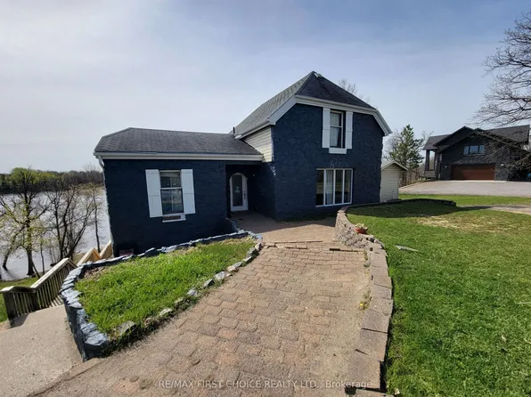 1208 Olde Shambles Rd, Fort Frances, ON P9A 3S7