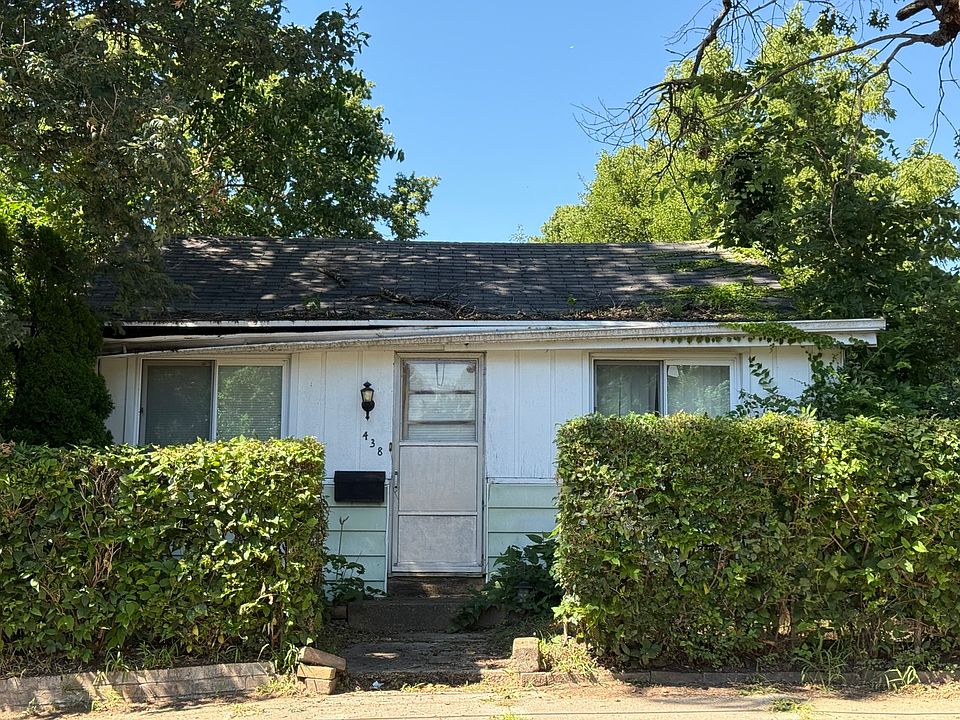 1st image of 438 Fulton St