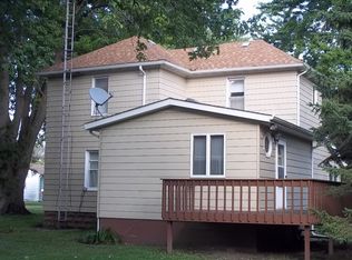 12279 Clark St, Forreston, IL 61030