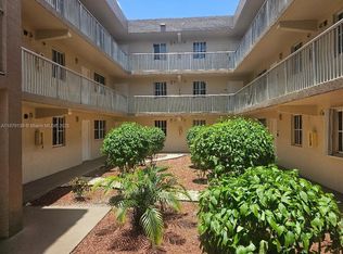 6115 NW 186th St APT 105, Hialeah, FL 33015