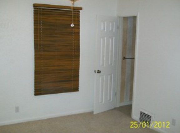 3rd image of 305 E Grant Ave