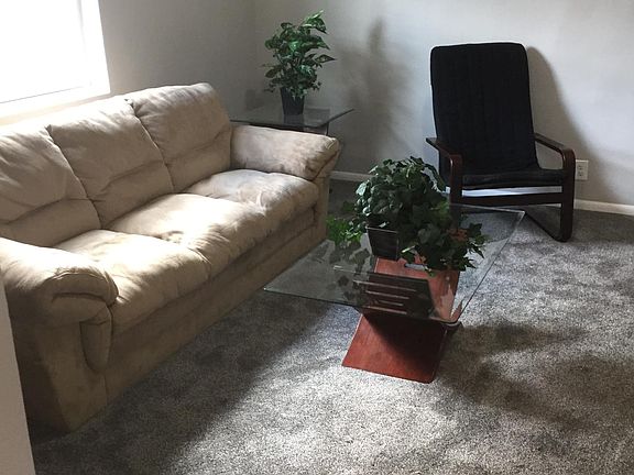 2nd image of 834 Nagold St NW