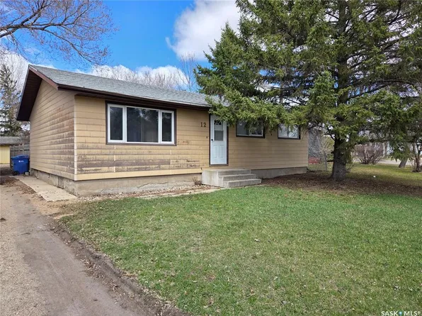 12 Mountain DRIVE, Carlyle, SK S0C 0R0